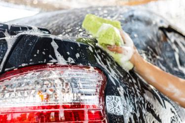 Các bước rửa ô tô tại nhà đúng cách, tránh ảnh hưởng lớp sơn xe
